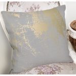 Pastel Zemin Geometrik Desenli Gold Detaylı Dijital Baskılı Modern Kırlent Kılıfı Realhomes