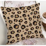 Pastel Zemin Üzerinde Gold Detaylı Geometrik Desenli Yastık Kırlent Kılıfı Realhomes