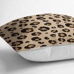 Pastel Zemin Üzerinde Gold Detaylı Geometrik Desenli Yastık Kırlent Kılıfı Realhomes