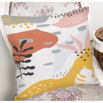 Beyaz Zemin Üzerinde Pastel Renkli Yaprak Desenli Modern Yastık Kırlent Kılıfı Realhomes