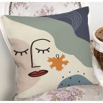 - 8124 - Realhomes Pastel Zemin Üzerinde Onedraw Çizimli Bayan Silüeti Yastık Kırlent Kılıfı Realhomes