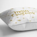 - 8201 - Realhomes Beyaz Zemin Üzerinde Gold Detaylı Kartaneli Merry Christmas Yazılı Kırlent Kılıfı Realhomes