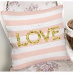 Beyaz Zemin Üzerinde Renkli Çizgili Gold Detaylı Love Yazılı Yastık Kırlent Kılıfı Realhomes