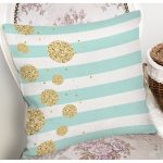 Beyaz Zemin Üzerinde Renkli Yatay Çizgili Yastık Kırlent Kılıfı Realhomes