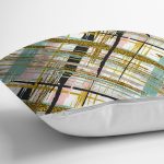 Beyaz Zemin Üzerinde Gold Detaylı Geometrik Desenli Yastık Kırlent Kılıfı Realhomes