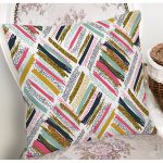 - 8253 - Realhomes Beyaz Zemin Üzerinde Renkli Geometrik Desenli Dijital Baskılı Modern Yastık Kılıfı Realhomes