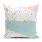 Beyaz Zemin Üzerinde Gold Detaylı Geometrik Desenli Yastık Kırlent Kılıfı Realhomes