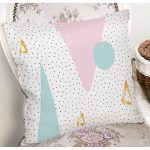 Beyaz Zemin Üzerinde Renkli Geometrik Desenli Dijital Baskılı Modern Yastık Kılıfı Realhomes