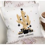 - 8320 - Realhomes  Beyaz Zemin Üzerinde Gold Detaylı Kaktüs Desenli Merry Christmas Yastık Kılıfı Realhomes
