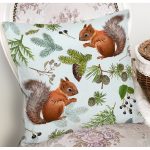 - 8561 - Realhomes Beyaz Zemin Üzerinde Sincap Desenli Dijital Baskılı Modern Yastık Kırlent Kılıfı Realhomes