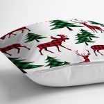 Beyaz Zemin Üzerinde Çam Ağaçli Ekoseli Geyik Motifli Yastık Kırlent Kılıfı Realhomes