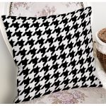 Beyaz Zeminli Siyah Ekose Desenli Dijital Baskılı Modern Yastık Kırlent Kılıfı Realhomes