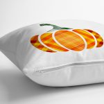 - 8714 - Realhomes Beyaz Zemin Üzerinde Ekose Desenli Balkabak Motifli Yastık Kırlent Kılıfı Realhomes