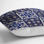 Pastel Zemin Üzerinde Çini Desenli Dijital Baskılı Modern Yastık Kırlent Kılıfı Realhomes