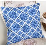 - 8756 - Realhomes Beyaz Zemin Üzerinde Çini Desenli Dijital Baskılı Modern Yastık Kırlent Kılıfı Realhomes