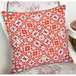 - 8768 - Realhomes Beyaz Zemin Üzerinde Çini Desenli Dijital Baskılı Modern Yastık Kırlent Kılıfı Realhomes