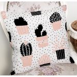 - 8845 - Realhomes Beyaz Zemin Üzerinde Siyah Puantiyeli Kaktüs Desenli Yastık Kırlent Kılıfı Realhomes