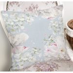 Rengarenk Zeminli Beyaz Çiçek Desenli Dijital Baskılı Modern Yastık Kırlent Kılıfı Realhomes