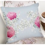 - 8923 - Realhomes  Rengarenk Zeminli Ortanca Çiçek Desenli Dijital Baskılı Modern Yastık Kırlent Kılıfı Realhomes