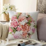 Çiçek Desenli Dijital Baskılı Dekoratif Raşel Kadife Yastık Kırlent Kılıfı Realhomes