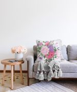 Çiçek Motifli Modern Dijital Baskılı Dekoratif Raşel Kadife Yastık Kırlent Kılıfı Realhomes