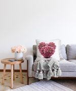 - Sonil-K-182-Gorsel2 - Realhomes Güllü Kalp Dijital Baskılı Dekoratif Raşel Kadife Yastık Kırlent Kılıfı Realhomes