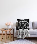 Siyah Love Dijital Baskılı Dekoratif Raşel Kadife Yastık Kırlent Kılıfı Realhomes