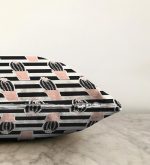 - Sonil-K-2023-Gorsel3 - Realhomes Siyah Çizgili Kaktüs Motifli Dijital Baskılı Raşel Kadife Kırlent Kılıfı Realhomes