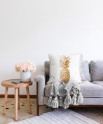 - Sonil-K-2034-Gorsel2 - Realhomes Altın Renk Kaktüs Dijital Baskılı Raşel Kadife Yastık Kırlent Kılıfı Realhomes