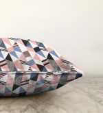 - Sonil-K-2045-Gorsel3 - Realhomes Modern Geometrik Desenli Dijital Baskılı Raşel Kadife Yastık Kırlent Kılıfı Realhomes