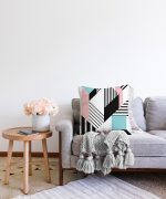 - Sonil-K-2049-Gorsel2 - Realhomes  Modern Geometrik Şekilli Dijital Baskılı Raşel Kadife Yastık Kırlent Kılıfı Realhomes