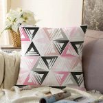 Renkli Üçgen Motifler Raşel Kadife Dijital Baskılı Kırlent Kılıfı Realhomes