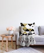 - Sonil-K-2064-Gorsel2 - Realhomes  Bej Siyah Geometrik Desenli Dijital Baskılı Raşel Kadife Yastık Kırlent Kılıfı Realhomes