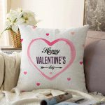 - Sonil-K-2084-Gorsel1 - Realhomes  Kalp Motifli Happy Valentine's Day Dijital Baskılı Raşel Kadife Kırlent Kılıfı Realhomes