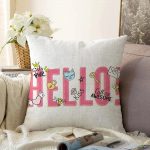 - Sonil-K-2110-Gorsel1 - Realhomes Özel Tasarım Hello Yazı Desenli Dijital Baskılı Raşel Kadife Kırlent Kılıfı Realhomes