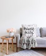 - Sonil-K-2113-Gorsel2 - Realhomes  Princess Party Yazı Desenli Dijital Baskılı Dekoratif Raşel Kadife Yastık Kılıfı Realhomes