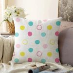 - Sonil-K-2115-Gorsel1 - Realhomes  Renkli Puantiyeli Dijital Baskılı Dekoratif Raşel Kadife Kırlent Kılıfı Realhomes