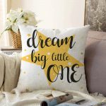 - Sonil-K-2133-Gorsel1 - Realhomes  Dream Big Little One Yazılı Yıdız Desenli Dijital Baskılı Raşel Kadife Kırlent Kılıfı Realhomes