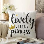- Sonil-K-2134-Gorsel1 - Realhomes  Lovely Little Princess Yazılı Dijital Baskılı Modern Raşel Kadife Yastık Kılıfı Realhomes