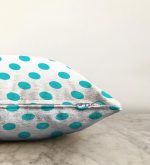 - Sonil-K-2154-Gorsel3 - Realhomes Turkuaz Puantiyeli Dijital Baskılı Dekoratif Raşel Kadife Kırlent Kılıfı Realhomes