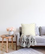 - Sonil-K-2169-Gorsel2 - Realhomes  Sarı Geometrik Desenli Dijital Baskılı Modern Raşel Kadife Yastık Kılıfı Realhomes