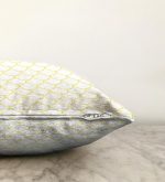 - Sonil-K-2169-Gorsel3 - Realhomes  Sarı Geometrik Desenli Dijital Baskılı Modern Raşel Kadife Yastık Kılıfı Realhomes