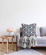 - Sonil-K-2198-Gorsel2 - Realhomes  Renkli Geometrik Motifli Dijital Baskılı Dekoratif Raşel Kadife Kırlent Kılıfı Realhomes