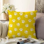 Sarı Zeminli Pati Resimli Dijital Baskılı Dekoratif Raşel Kadife Kırlent Kılıfı Realhomes