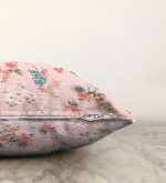 - Sonil-K-2222-Gorsel3 - Realhomes  Pembe Zeminli Çiçek Desenli Modern Raşel Kadife Yastık Kırlent Kılıfı Realhomes