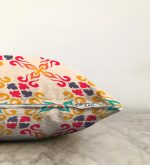 - Sonil-K-2227-Gorsel3 - Realhomes  Krem Zeminli Geometrik Dijital Baskılı Raşel Kadife Yastık Kırlent Kılıfı Realhomes