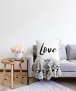 Love Yazı Desenli Dijital Baskılı Dekoratif Raşel Kadife Yastık Kırlent Kılıfı Realhomes