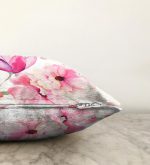 - Sonil-K-2243-Gorsel3 - Realhomes  Beyaz Zeminli Çiçek Temalı Dijital Baskılı Modern Raşel Kadife Kırlent Kılıfı Realhomes