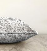 - Sonil-K-2251-Gorsel3 - Realhomes  Modern Çiçek Motifli Dijital Baskılı Dekoratif Raşel Kadife Yastık Kılıfı Realhomes