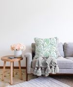 Modern Yaprak Motifli Dijital Baskılı Dekoratif Raşel Kadife Yastık Kılıfı Realhomes